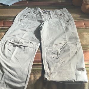 Tan cargo Capris with side buttons to button up wear  as capris or down as pants